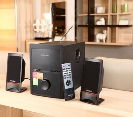 Microlab M700BT Aktivni drven zvucnici 2.1 46W RMS(18W,2x14W) SD, USB, FM, Bluetooth, daljinski, 3.5