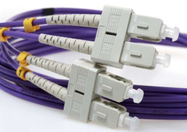 FO SC/UPC - SC/UPC MM 2M OM4 DX Purple - Slika 2