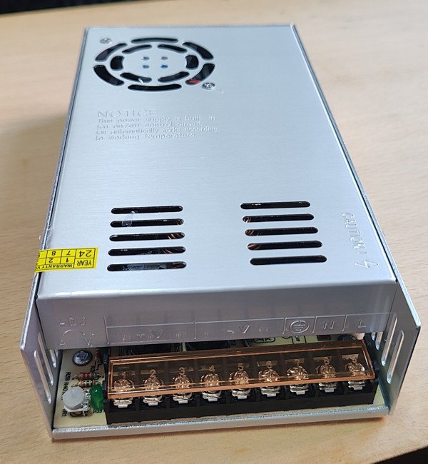 NAPR-24V/15A Gembird Napajanje rupicasto + kuler