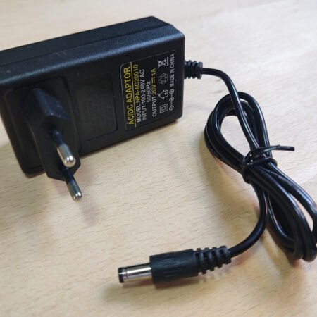 NPA-AC20010 Gembird 20V/1A 20W, Coper punjac sa uzemljenjem, konektor 5.5x2.5/2.1mm