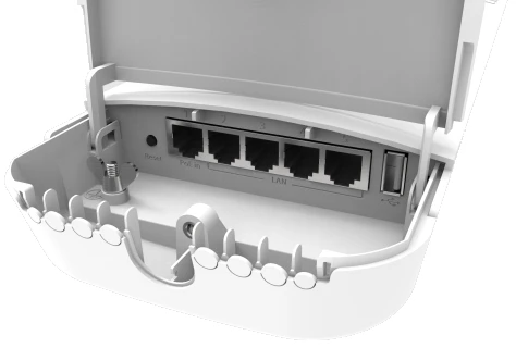MikroTik RBOmniTikPG-5HacD OmniTik 5 PoE ac with RouterOS L4 with case,bela - Slika 4